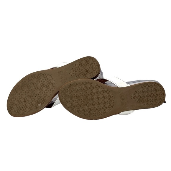 Capelli New York Women’s Thong White/Rhinestone Flower Sandal Size-6 GUC - Picture 5 of 7